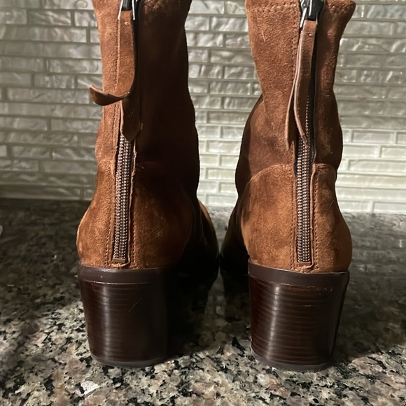 27 Edit suede booties. Size 9 VGUC.  Brown - Picture 4 of 7